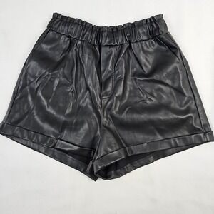 Forever 21 Faux Leather Women's Shorts Size OX Pull-on Cuff Pockets